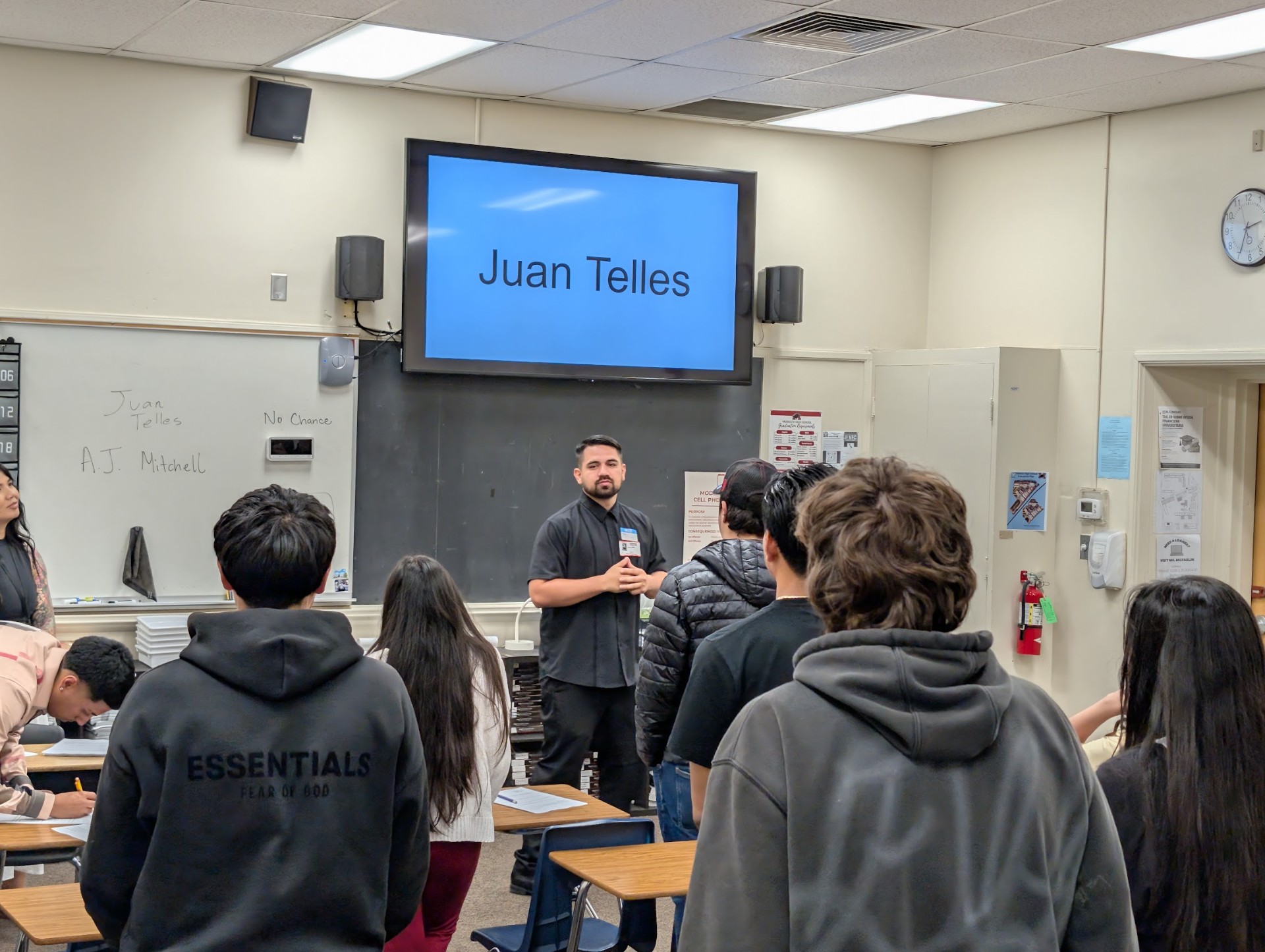 Juan Telles speaking to students in a Modesto classroom